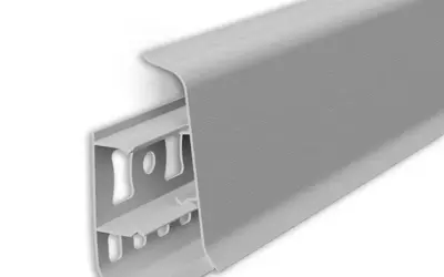 Плинтус напольный ПВХ Идеал Деконика 55 мм 002 Светло-серый