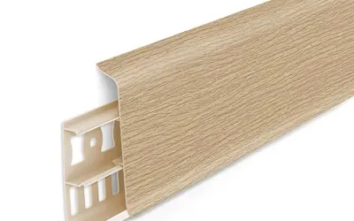 Плинтус напольный ПВХ Идеал Деконика 70 мм 212 Дуб светлый