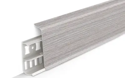 Плинтус напольный ПВХ Идеал Деконика 70 мм 253 Ясень серый