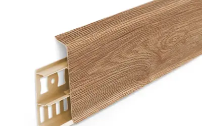 Плинтус напольный ПВХ Идеал Деконика 85 мм 221 Дуб янтарный