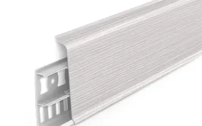 Плинтус напольный ПВХ Идеал Деконика 85 мм 255 Ясень бьянко