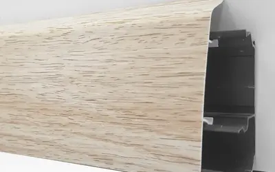 Плинтус напольный ПВХ Декор Пласт 67 мм LL002 Мапле