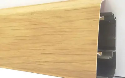 Плинтус напольный ПВХ Декор Пласт 67 мм LL012 Дуб Седан