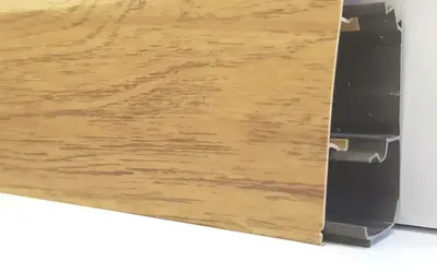 Плинтус напольный ПВХ Декор Пласт 67 мм LL016 Олива