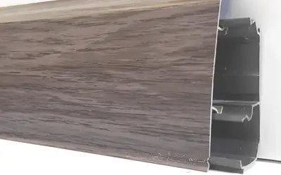 Плинтус напольный ПВХ Декор Пласт 67 мм LL022 Трюфель