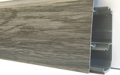 Плинтус напольный ПВХ Декор Пласт 67 мм LL023 Граб Темный