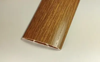 Наличник ПВХ с кабель-каналом 70мм Идеал 217 Дуб темный